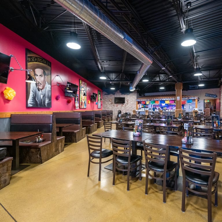 Enjoy a Lively Setting